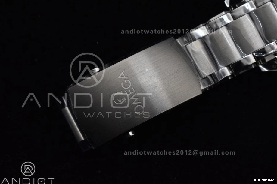 300 Bracelet 1060 Heritage 1:1 Super Tailored on Seamaster SS Edition Black Best Dial VSF Clone A8912 0518